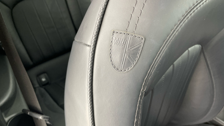 MINI Hatchback 135kW Cooper S Level 3 33kWh 3dr Auto Electric Hatchback